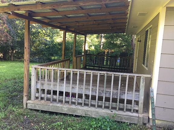 5th image of 106 E Woodcrest Dr