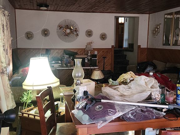 3rd image of W5244 Oak Tree Ln