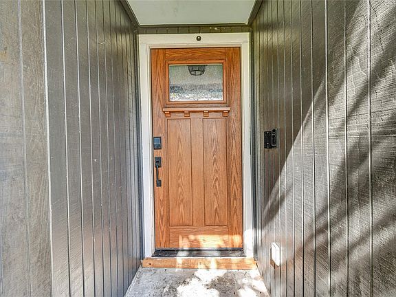 5th image of 16 Ranch House Loop