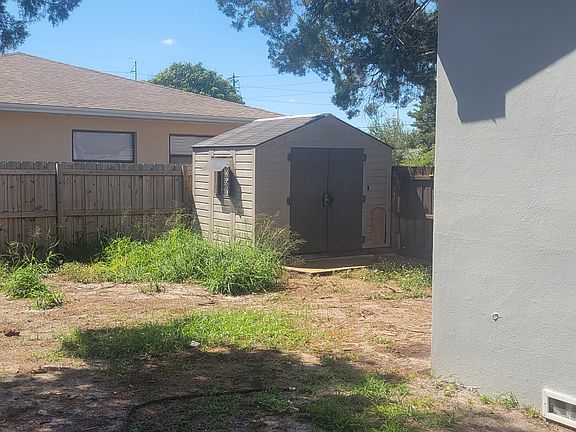 5th image of 2610 38th Ave N