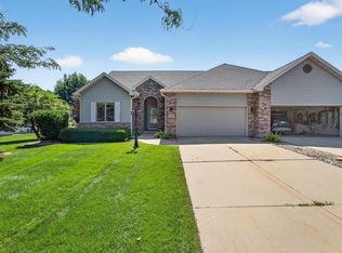3095 Rebel Dr, Sun Prairie, WI 53590