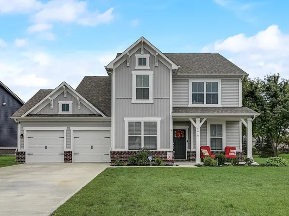 4679 W Meadow Lake Dr, New Palestine, IN 46163