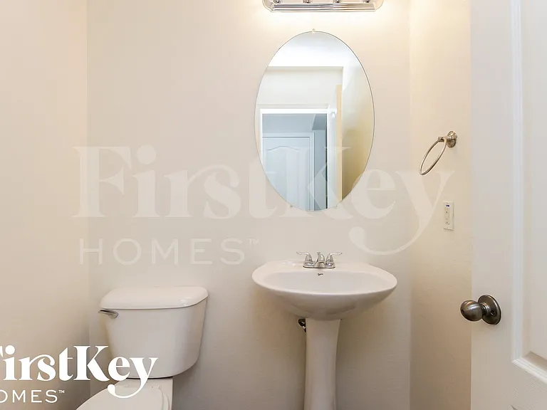 38240 N Sandy Dr — Photo 13