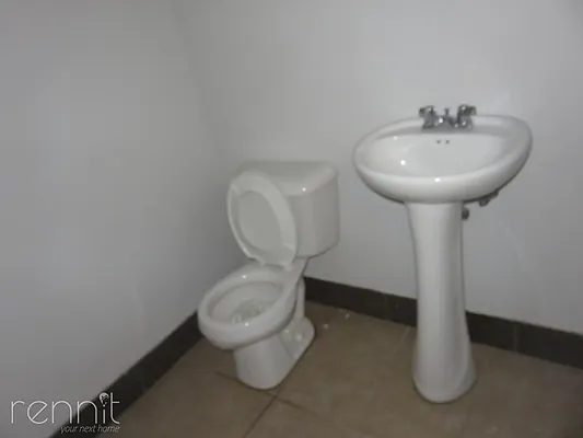 Rented by Rennit Inc. | media 49