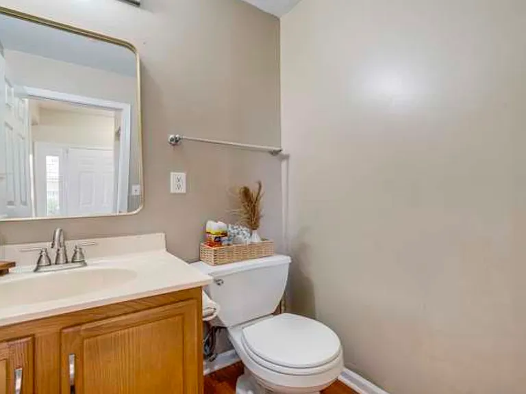 7338 Mabels Way — Photo 9