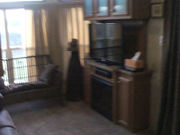 3rd image of 187 Oh 303