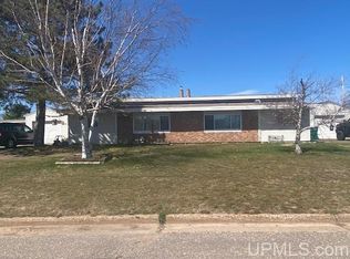 601 Valkyrie St, Gwinn, MI 49841