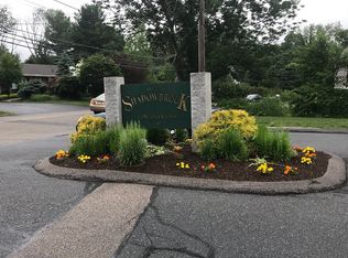 3 Shadowbrook Ln APT 26, Milford, MA 01757