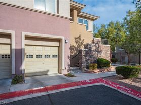 800 Peachy Canyon Cir, Las Vegas, NV