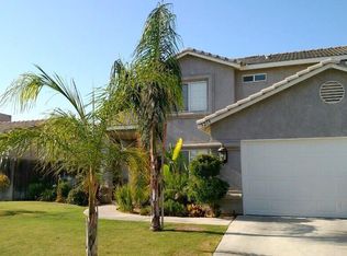 5213 San Martin Dr, Bakersfield, CA 93307