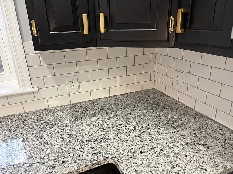 4810 Regent St #1R — Photo 9