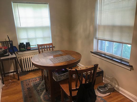 5th image of 1423 Martha Washington Dr #202