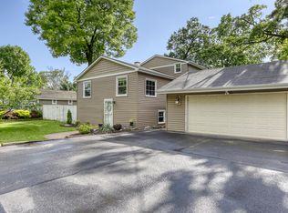 35836 N Ash St, Ingleside, IL 60041