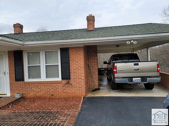 2nd image of 1229 Longview Dr