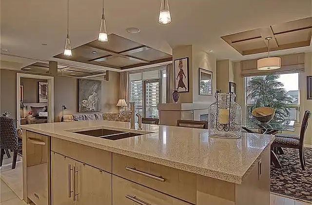 1st image of 701 3rd Ave SW #604