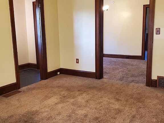 2nd image of 347 Cherry St