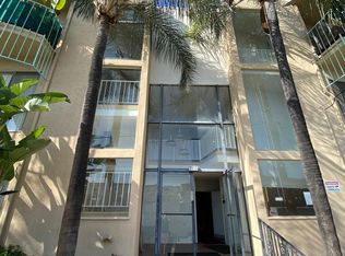 2115 La Canada Crest Dr APT 208, La Canada Flintridge, CA 91011