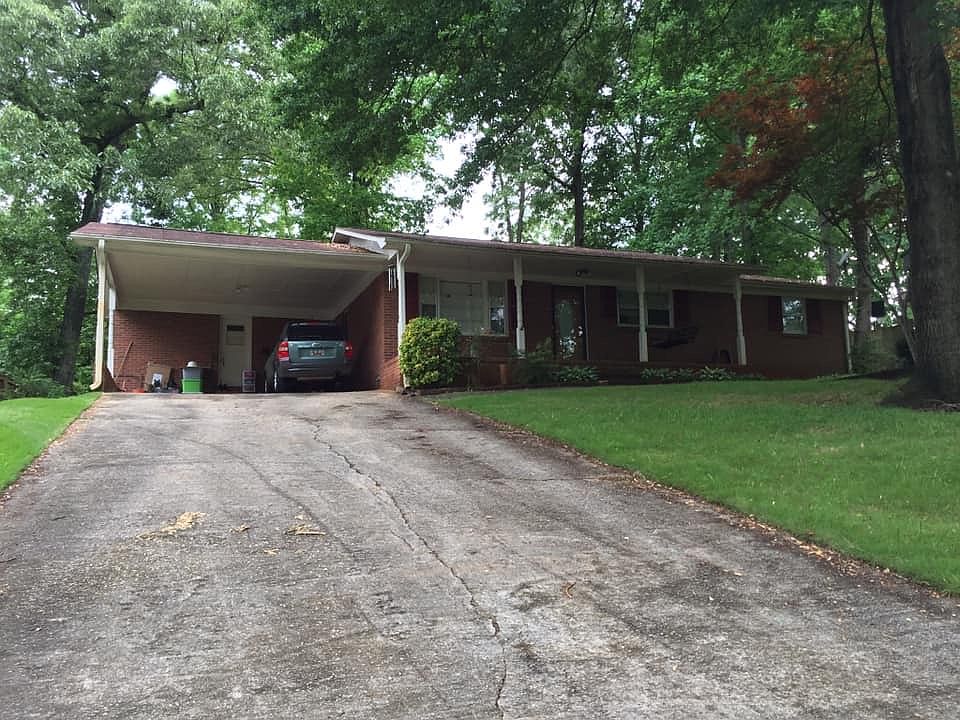 1st image of 310 Richmond Dr