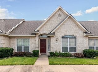 318 Fraternity Row, College Station, TX 77845