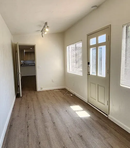 664 I Ave — Photo 14