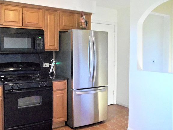 4th image of 1318 Dakota Dr