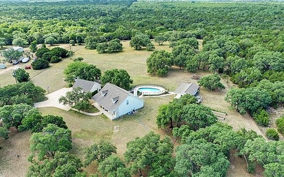 3rd image of 519 Spring Creek Dr