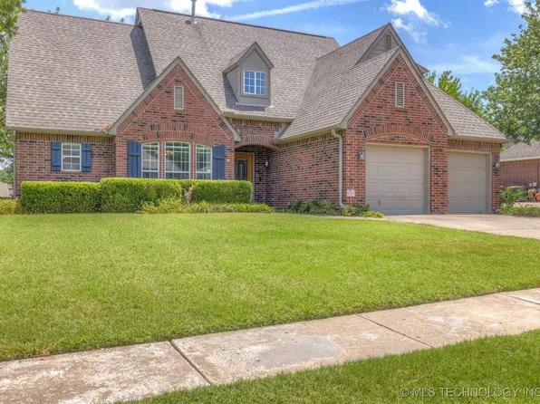 6301 E El Paso Pl, Broken Arrow, OK 74014