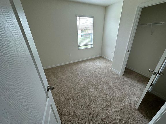 3rd image of 1535 Catbriar Way
