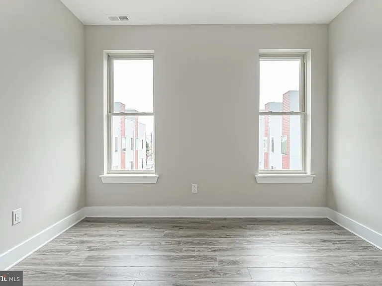 2162 E Norris St #303 — Photo 18