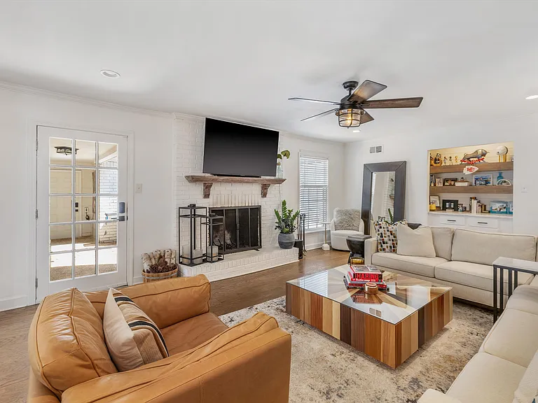 7270 Penbrook Cv — Photo 18
