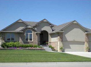 619 S Wren Field Dr, Andover, KS 67002