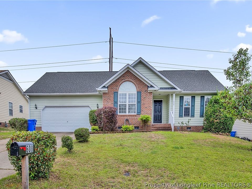 1st image of 608 Ashdown Pl