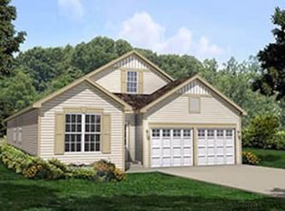 8 Clemens Dr, Halfmoon, NY 12188