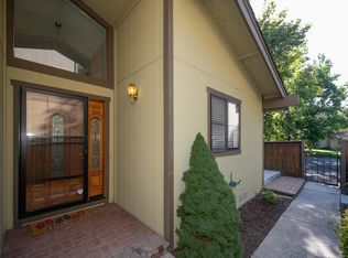 260 E Riverview Cir, Reno, NV 89509