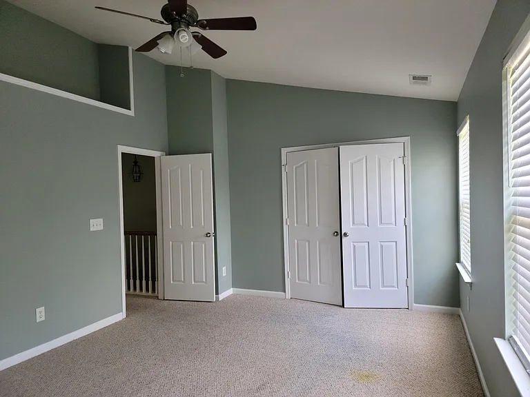 9370 Greenheather Dr — Photo 3