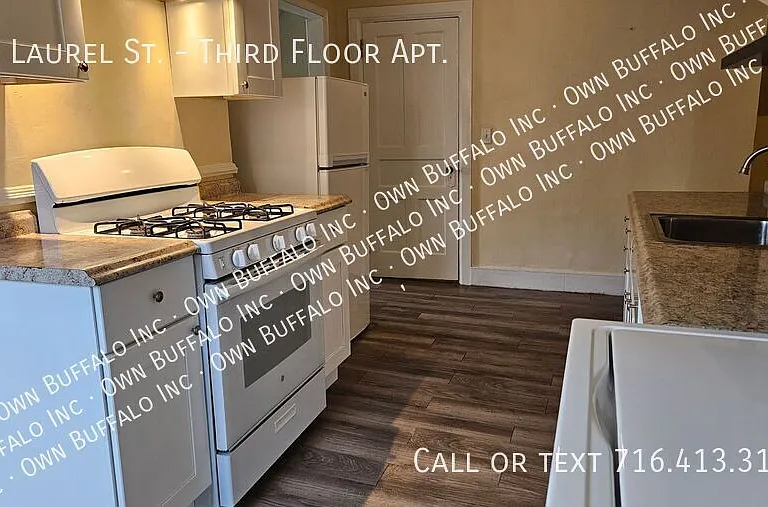22 Laurel St #3 — Photo 4