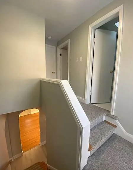 12 Margaret Ave N — Photo 11