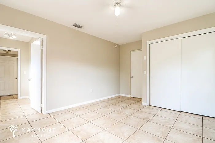 2086 Shadow Ln — Photo 9