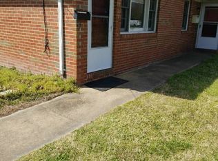 1840 S Streamline Dr, Virginia Beach, VA 23454