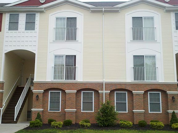2nd image of 210 Hamilton Blvd #C-203