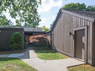 11 Northwick Ct, Ann Arbor, MI