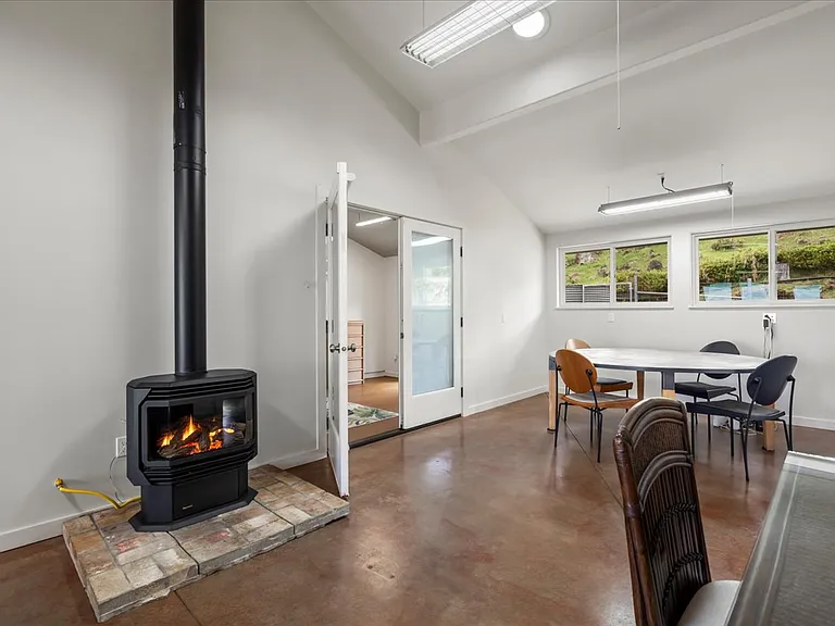 18505 Haleakala Hwy — Photo 27