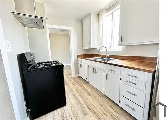 1st image of 826 W Colden Ave APT 1