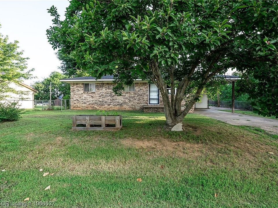 107 North St, Gans, OK 74936 Zillow