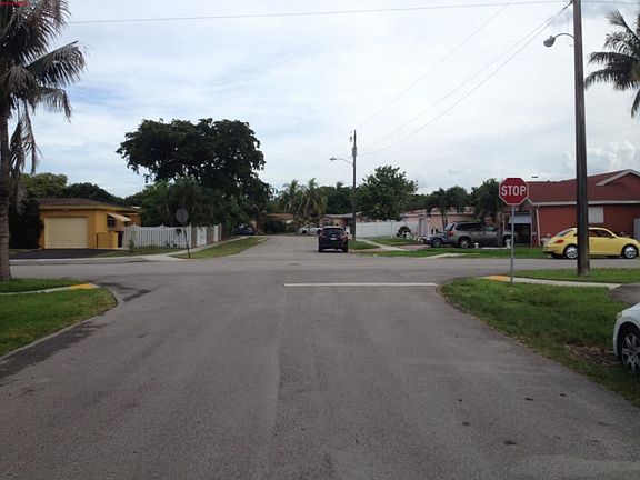 4th image of 4375 NW 42nd Ter