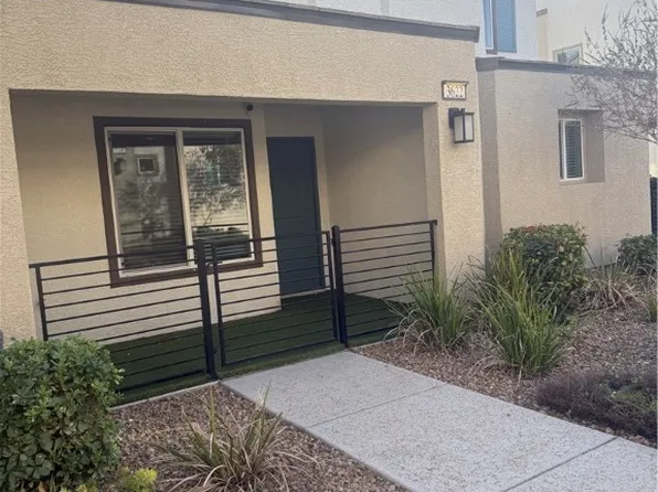3622 Tripoli Cove Ave, Las Vegas, NV 89106