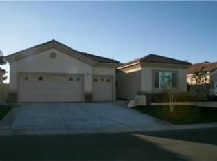 975 Gleneagles Rd, Beaumont, CA 92223