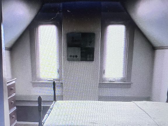 2nd image of 321 High St APT 3