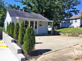 214 W College St, Branson, MO 65616