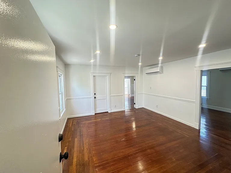 288 Division St — Photo 13